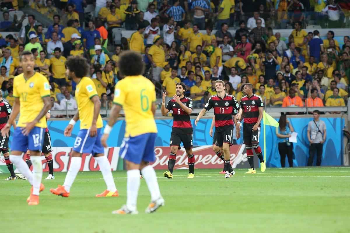 Fotos da partida entre Brasil e Alemanha no Mineiro