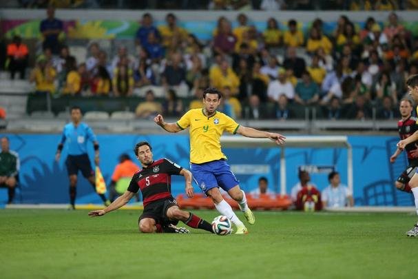 Fotos da partida entre Brasil e Alemanha no Mineiro