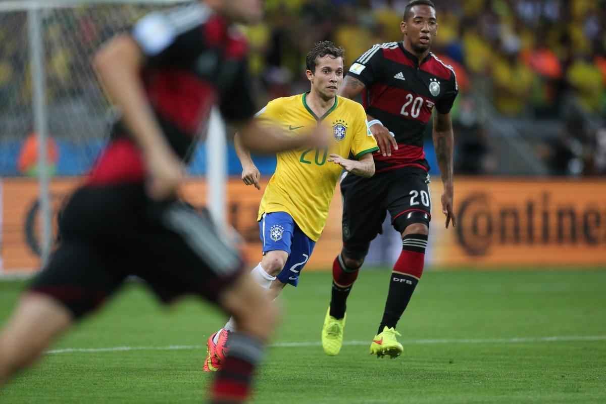 Fotos da partida entre Brasil e Alemanha no Mineiro