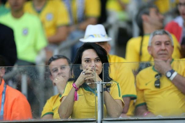 Goleada alem sobre o Brasil, por 7 a 1, deixa torcedores desolados no Mineiro