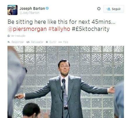 Meia do Olympique de Marseille, Joey Barton ironiza durante o intervalo da partida: 'Estarei sentado dessa forma pelos próximos 45 minutos'