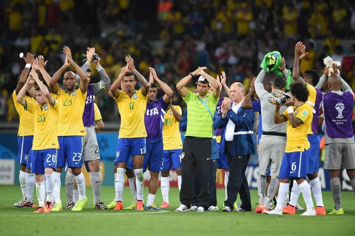 Jogadores brasileiros entram para a histria com goleada indita de 7 a 1 aplicada pela Alemanha no Mineiro; golpe duro de ser assimilado
