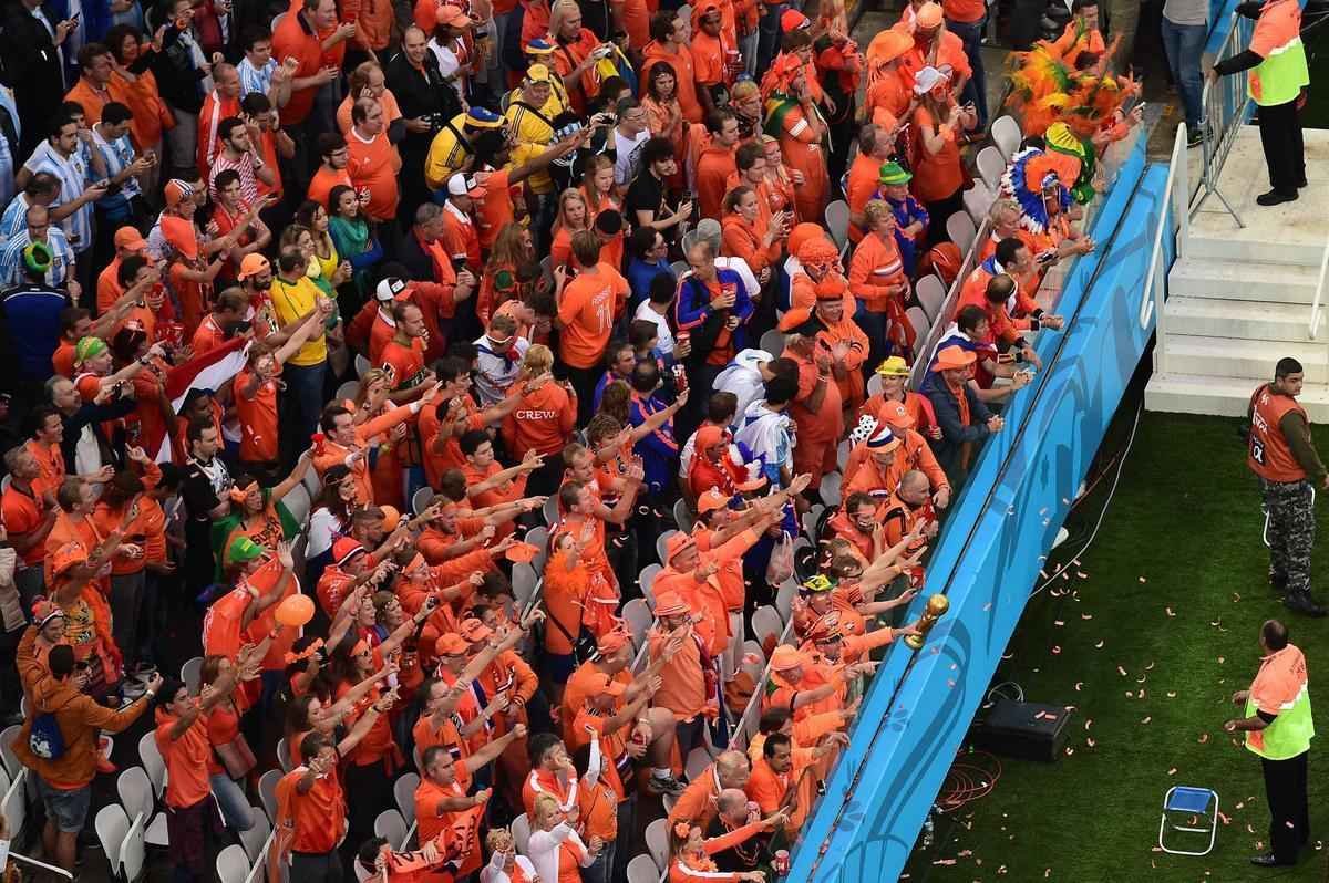 Torcidas fizeram a festa no Itaquero em partida vlida pela semifinal da Copa