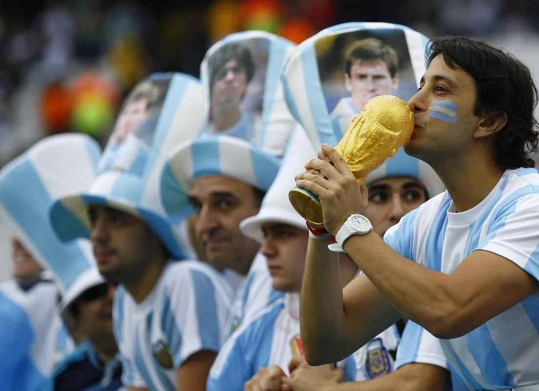 Torcidas fizeram a festa no Itaquero em partida vlida pela semifinal da Copa