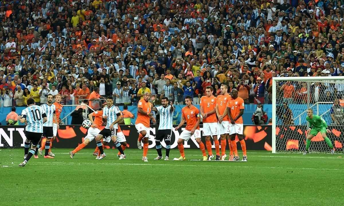 Imagens do jogo entre Holanda e Argentina, pela segunda semifinal da Copa do Mundo, no Itaquero, em So Paulo