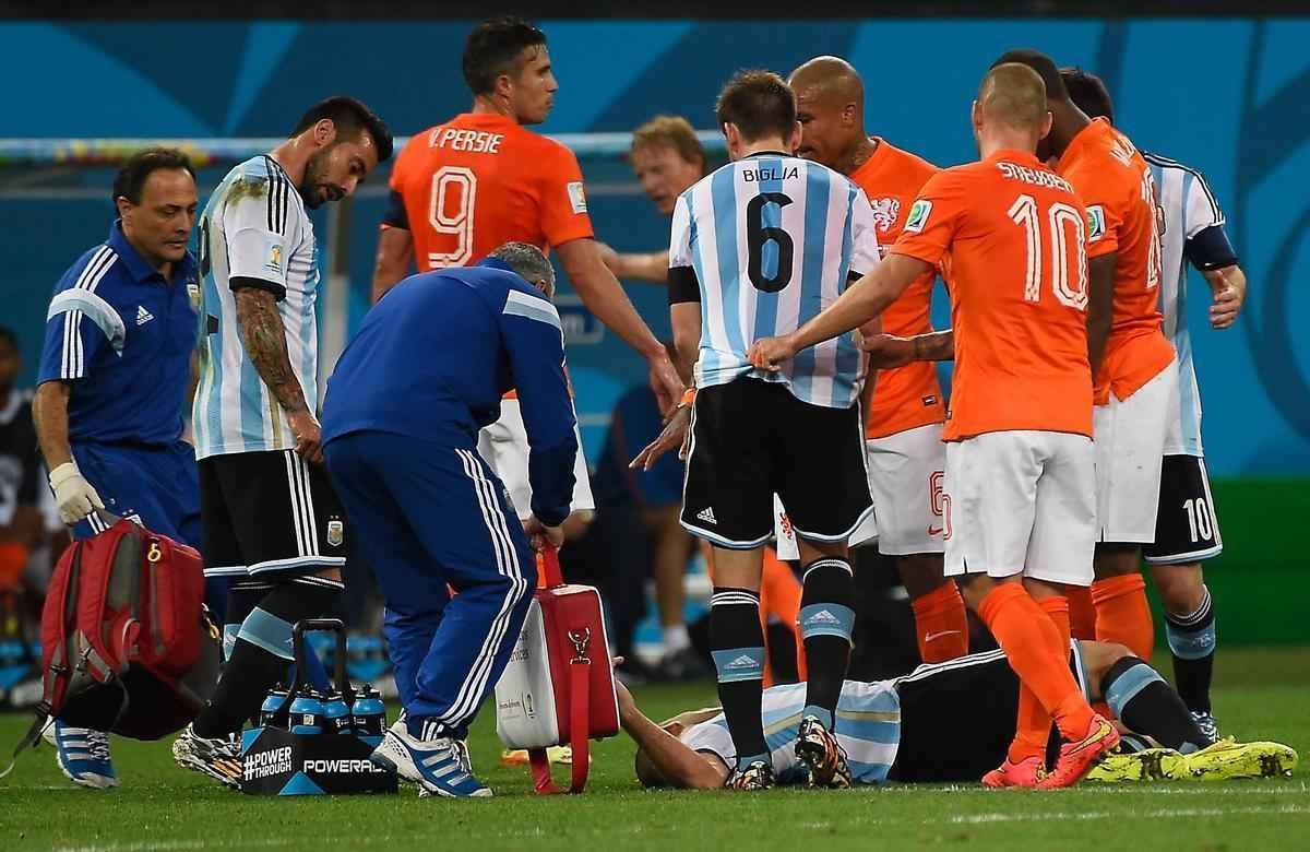 Imagens do jogo entre Holanda e Argentina, pela segunda semifinal da Copa do Mundo, no Itaquero, em So Paulo