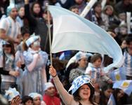 Em Buenos Aires, argentinos comemoram vaga na final da Copa