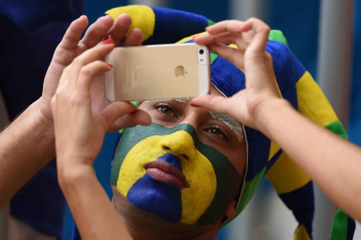 Fotos dos torcedores na deciso de terceiro lugar entre Brasil e Holanda