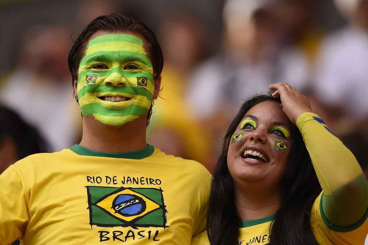 Fotos dos torcedores na deciso de terceiro lugar entre Brasil e Holanda