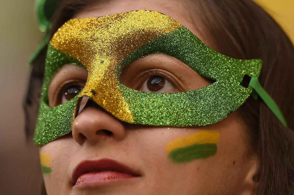 Fotos dos torcedores na deciso de terceiro lugar entre Brasil e Holanda