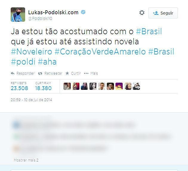 Com um estilo particular de 'tuitar', o alemo Lukas Podolski ganhou inmeros fs brasileiros nas redes sociais