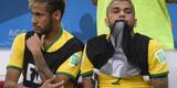Do banco de reservas, Neymar acompanha deciso de terceiro lugar entre Brasil e Holanda 