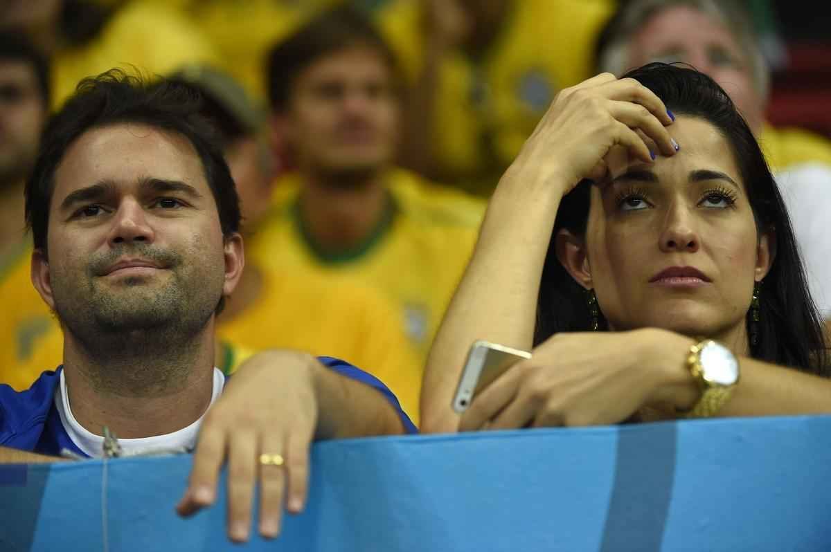 Seleo Brasileira foi goleada por 3 a 0 pela Holanda, neste sbado, em Braslia