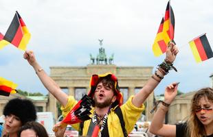 Milhares de alemães assistirão à grande decisão da Copa no Portão de Brandemburgo, em Berlim