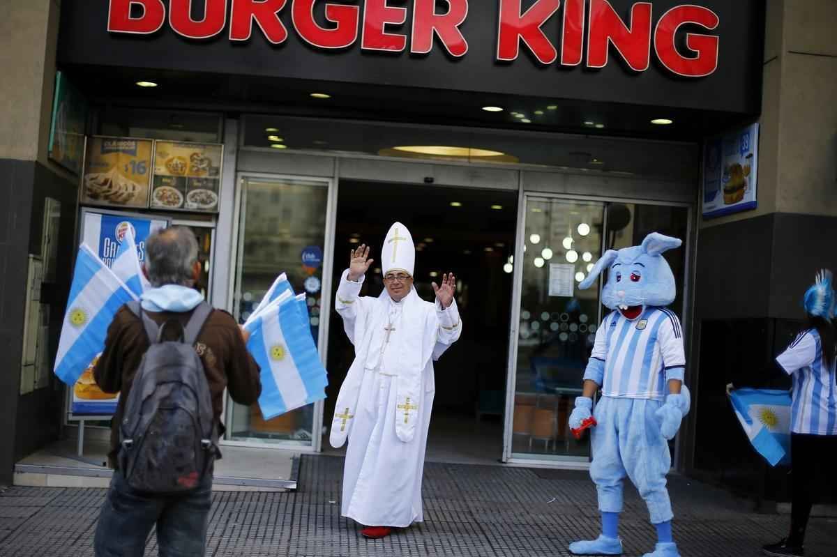 Buenos Aires colorida de azul e branco neste domingo de final de Copa do Mundo