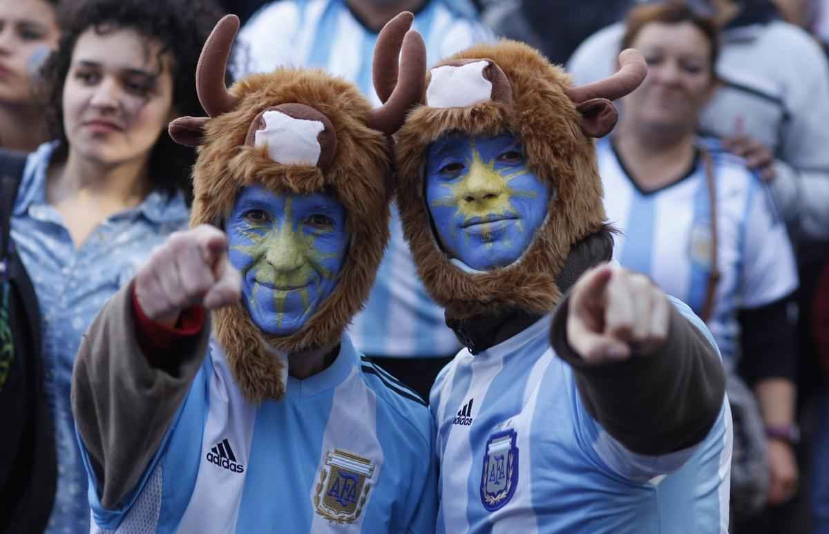 Buenos Aires colorida de azul e branco neste domingo de final de Copa do Mundo