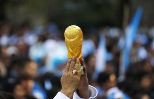 Buenos Aires colorida de azul e branco neste domingo de final de Copa do Mundo