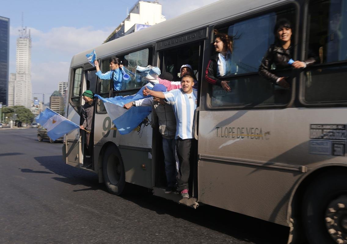 Buenos Aires colorida de azul e branco neste domingo de final de Copa do Mundo