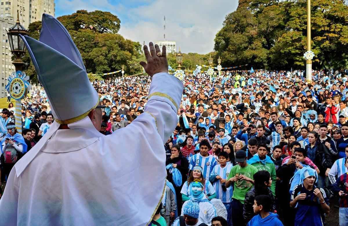 Buenos Aires colorida de azul e branco neste domingo de final de Copa do Mundo
