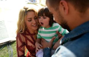 Shakira, Piqu e o filho Milan