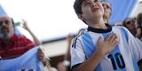 Jogadores em campo e torcedores nas arquibancadas e em Buenos Aires se decepcionam