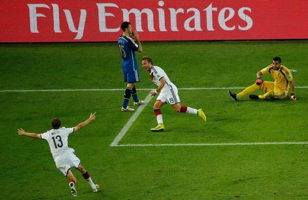 Aos sete minutos do segundo tempo da prorrogao, Mario Gtze fez o gol do ttulo da Alemanha