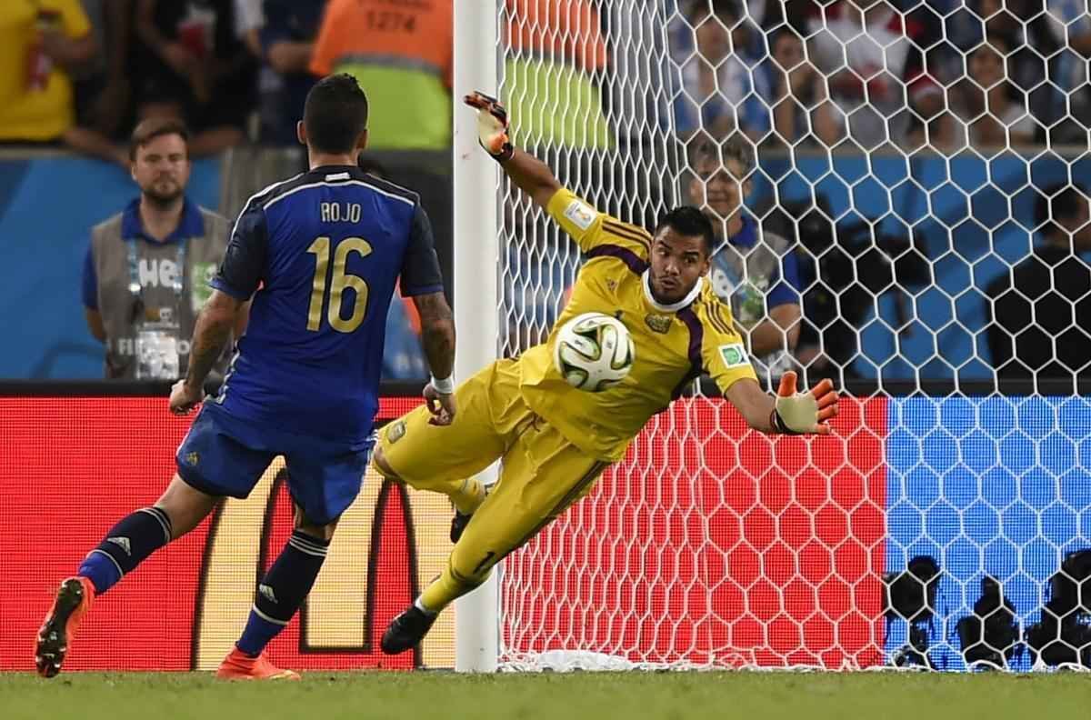 Aos sete minutos do segundo tempo da prorrogao, Mario Gtze fez o gol do ttulo da Alemanha