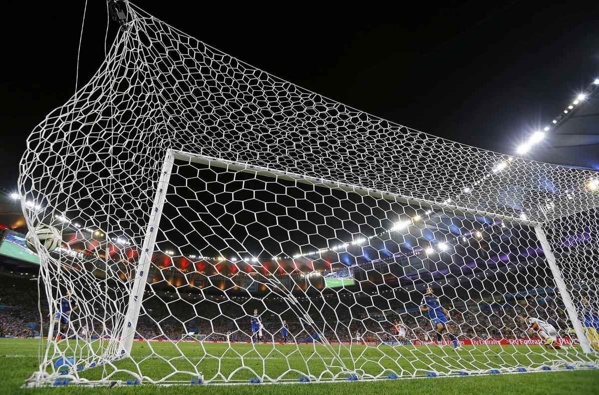 Aos sete minutos do segundo tempo da prorrogao, Mario Gtze fez o gol do ttulo da Alemanha