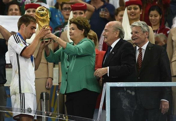 No Maracan, Seleo da Alemanha festeja a conquista da quarta Copa do Mundo