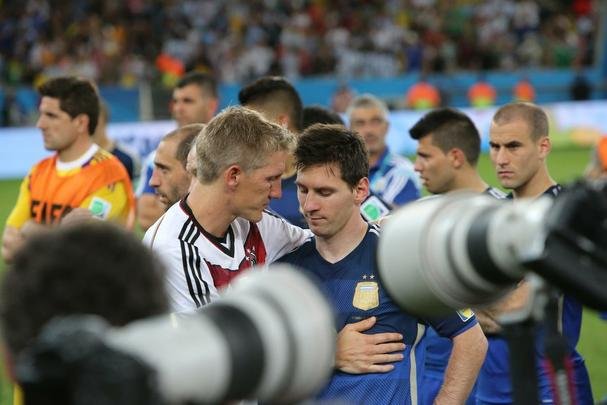 Com gol de Mario Gtze, Alemanha conquistou seu quarto ttulo mundial; veja fotos da festa germnica e da decepo argentina no Maracan