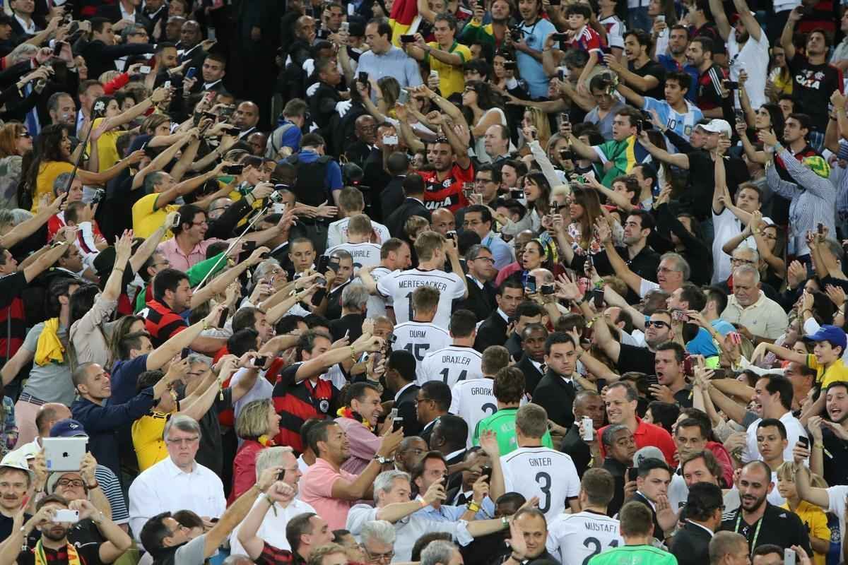 Com gol de Mario Gtze, Alemanha conquistou seu quarto ttulo mundial; veja fotos da festa germnica e da decepo argentina no Maracan