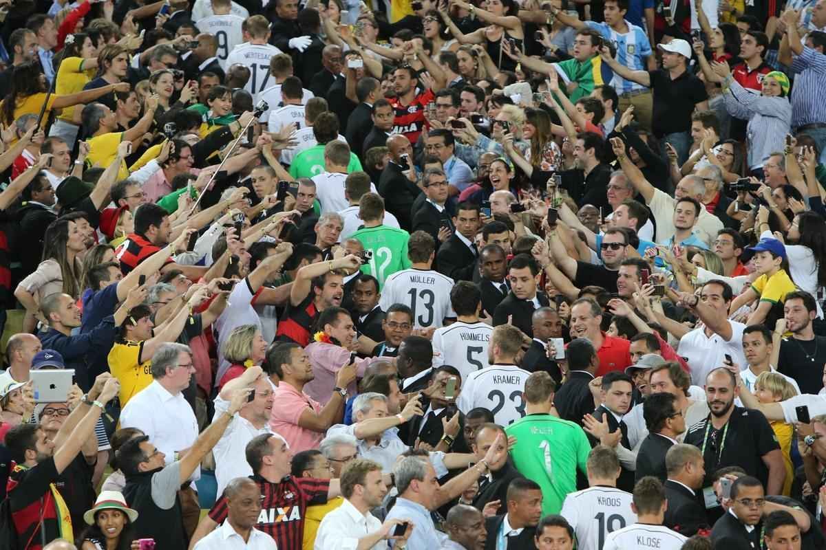 Com gol de Mario Gtze, Alemanha conquistou seu quarto ttulo mundial; veja fotos da festa germnica e da decepo argentina no Maracan