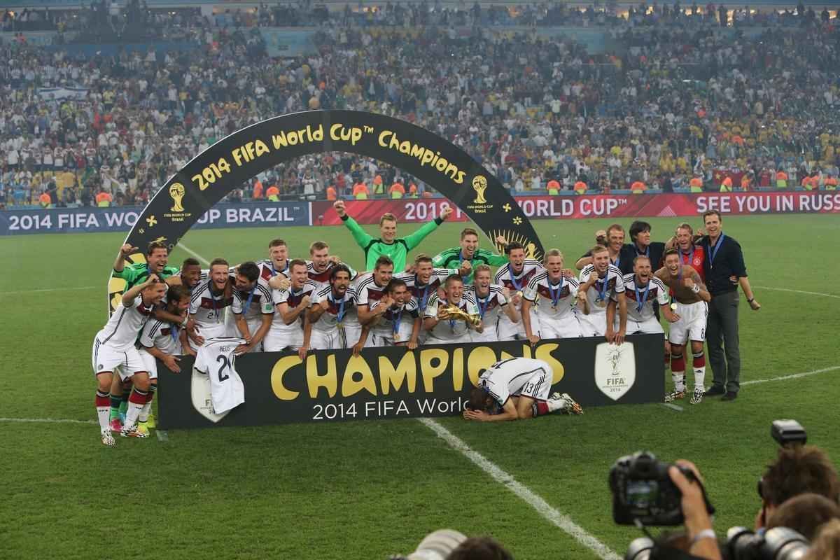 Com gol de Mario Gtze, Alemanha conquistou seu quarto ttulo mundial; veja fotos da festa germnica e da decepo argentina no Maracan