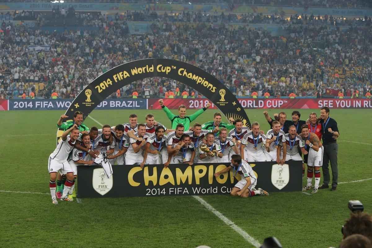 Com gol de Mario Gtze, Alemanha conquistou seu quarto ttulo mundial; veja fotos da festa germnica e da decepo argentina no Maracan