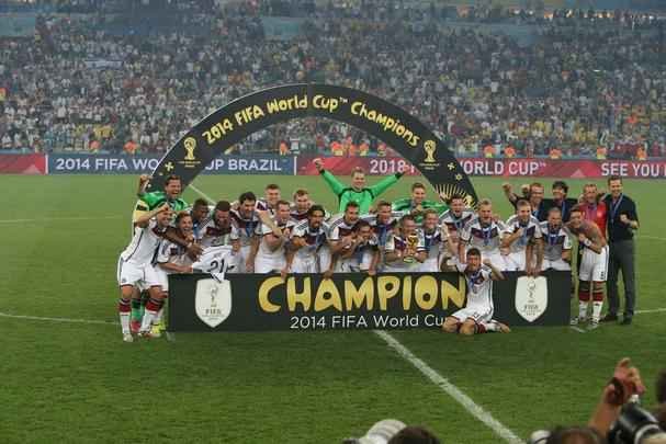 Com gol de Mario Gtze, Alemanha conquistou seu quarto ttulo mundial; veja fotos da festa germnica e da decepo argentina no Maracan