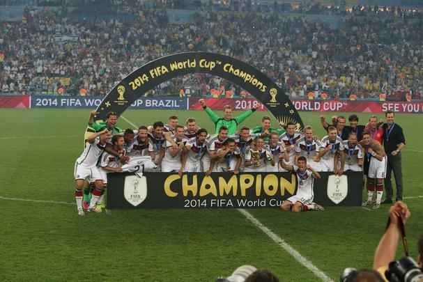 Com gol de Mario Gtze, Alemanha conquistou seu quarto ttulo mundial; veja fotos da festa germnica e da decepo argentina no Maracan