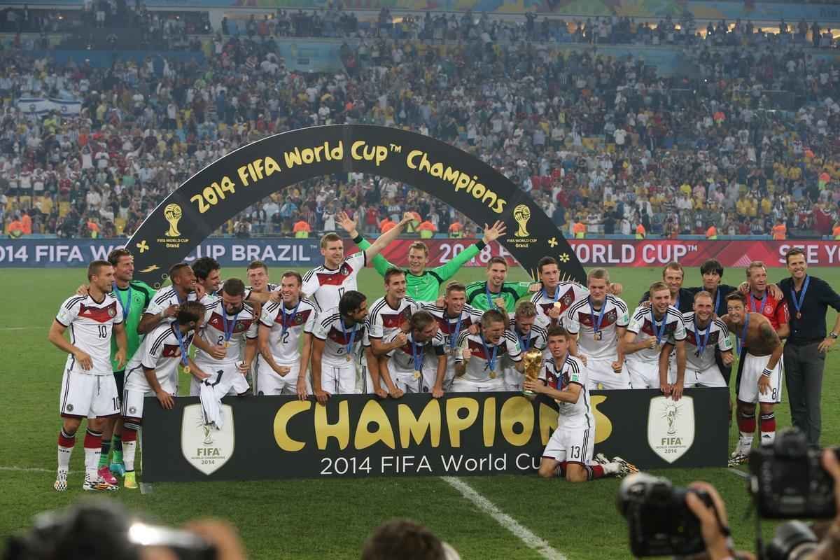 Com gol de Mario Gtze, Alemanha conquistou seu quarto ttulo mundial; veja fotos da festa germnica e da decepo argentina no Maracan