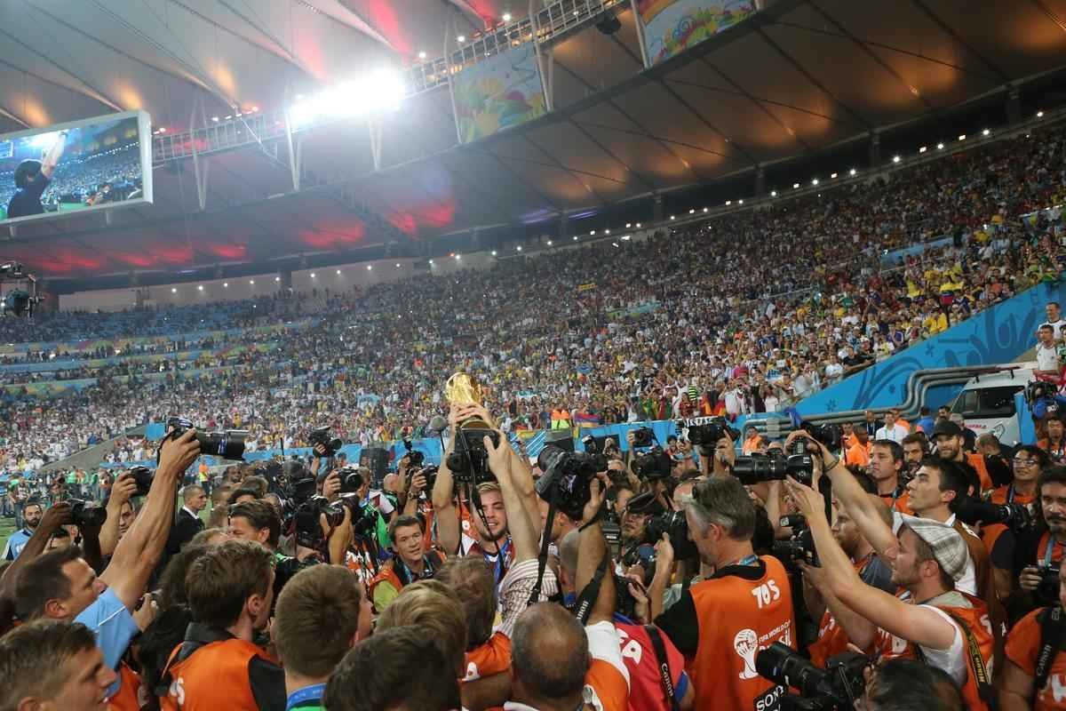 Com gol de Mario Gtze, Alemanha conquistou seu quarto ttulo mundial; veja fotos da festa germnica e da decepo argentina no Maracan