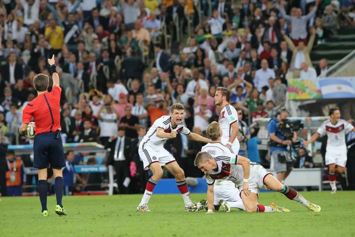 Com gol de Mario Gtze, Alemanha conquistou seu quarto ttulo mundial; veja fotos da festa germnica e da decepo argentina no Maracan