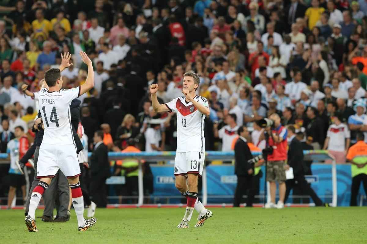 Com gol de Mario Gtze, Alemanha conquistou seu quarto ttulo mundial; veja fotos da festa germnica e da decepo argentina no Maracan