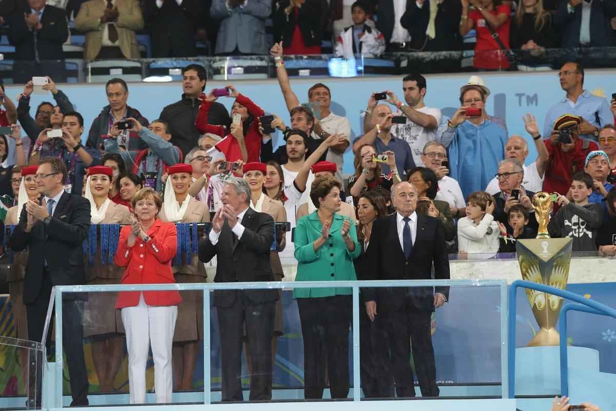 Com gol de Mario Gtze, Alemanha conquistou seu quarto ttulo mundial; veja fotos da festa germnica e da decepo argentina no Maracan
