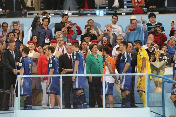 Com gol de Mario Gtze, Alemanha conquistou seu quarto ttulo mundial; veja fotos da festa germnica e da decepo argentina no Maracan