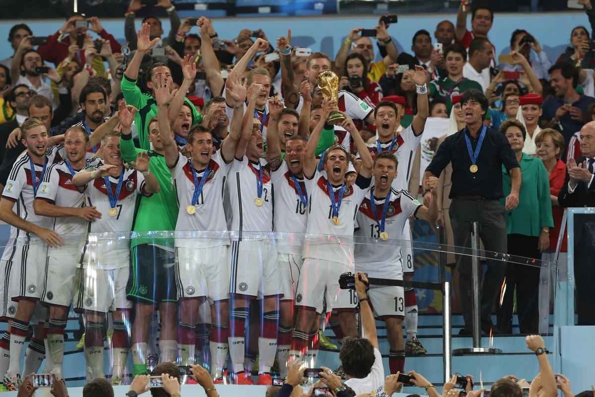 Com gol de Mario Gtze, Alemanha conquistou seu quarto ttulo mundial; veja fotos da festa germnica e da decepo argentina no Maracan