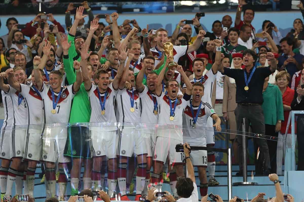 Com gol de Mario Gtze, Alemanha conquistou seu quarto ttulo mundial; veja fotos da festa germnica e da decepo argentina no Maracan