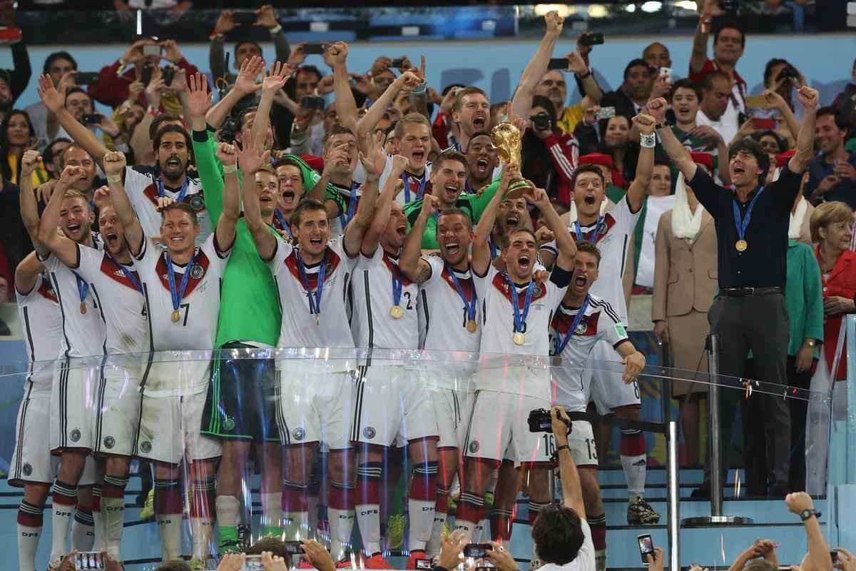 Com gol de Mario Gtze, Alemanha conquistou seu quarto ttulo mundial; veja fotos da festa germnica e da decepo argentina no Maracan