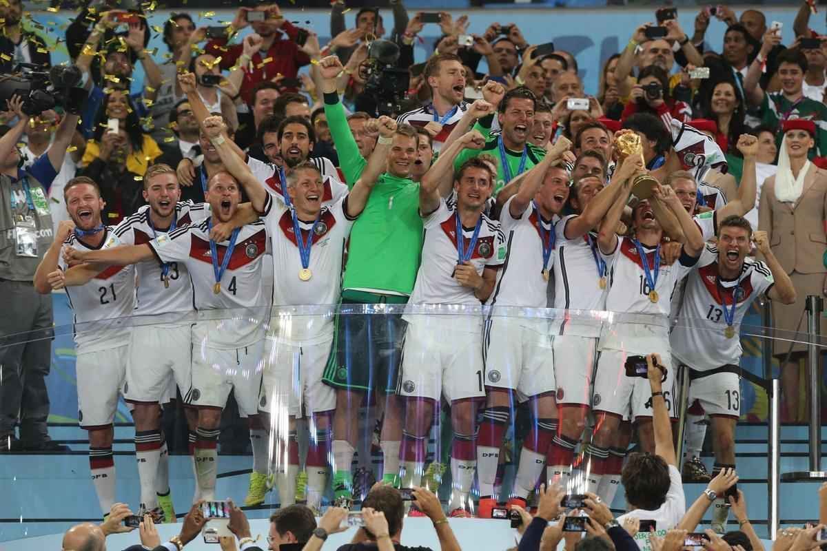 Com gol de Mario Gtze, Alemanha conquistou seu quarto ttulo mundial; veja fotos da festa germnica e da decepo argentina no Maracan