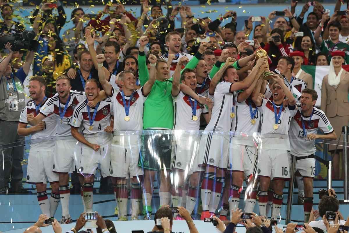 Com gol de Mario Gtze, Alemanha conquistou seu quarto ttulo mundial; veja fotos da festa germnica e da decepo argentina no Maracan