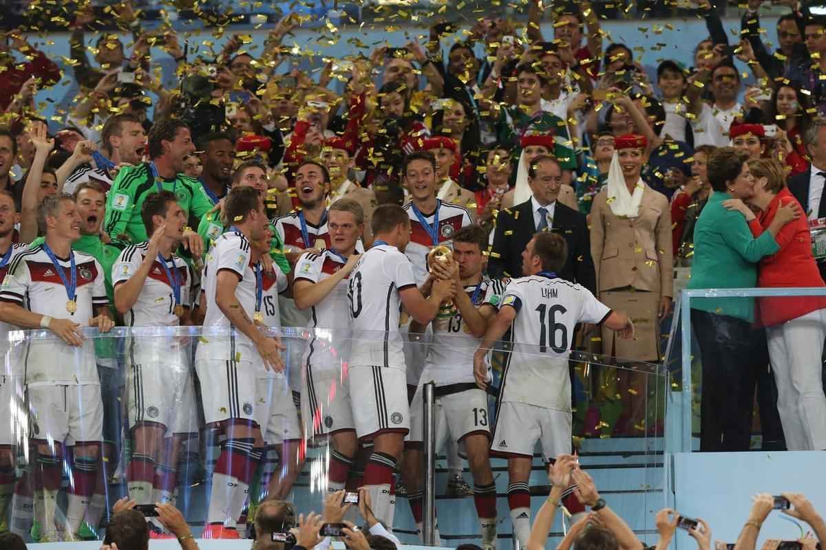 Com gol de Mario Gtze, Alemanha conquistou seu quarto ttulo mundial; veja fotos da festa germnica e da decepo argentina no Maracan