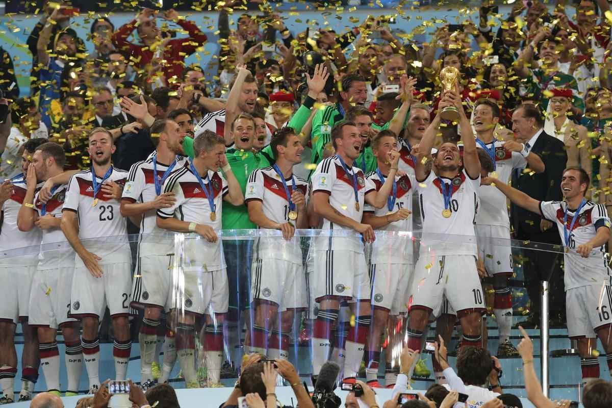 Com gol de Mario Gtze, Alemanha conquistou seu quarto ttulo mundial; veja fotos da festa germnica e da decepo argentina no Maracan