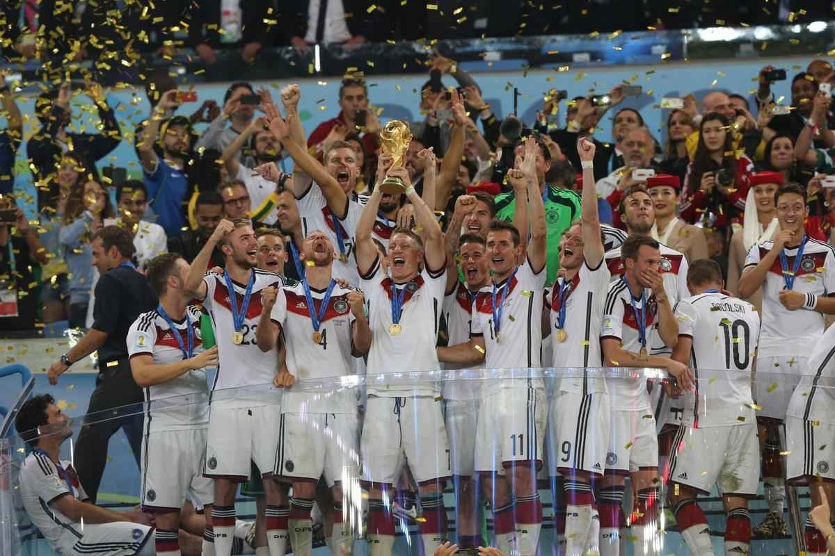 Com gol de Mario Gtze, Alemanha conquistou seu quarto ttulo mundial; veja fotos da festa germnica e da decepo argentina no Maracan